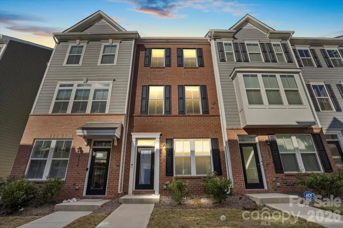 6222 Cleburne Court, Charlotte, NC 28217 - Image #1