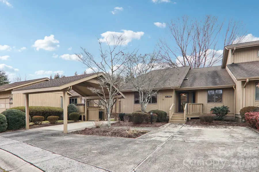 205 Wild Oak Lane, Hendersonville, NC 28791 - Image #2