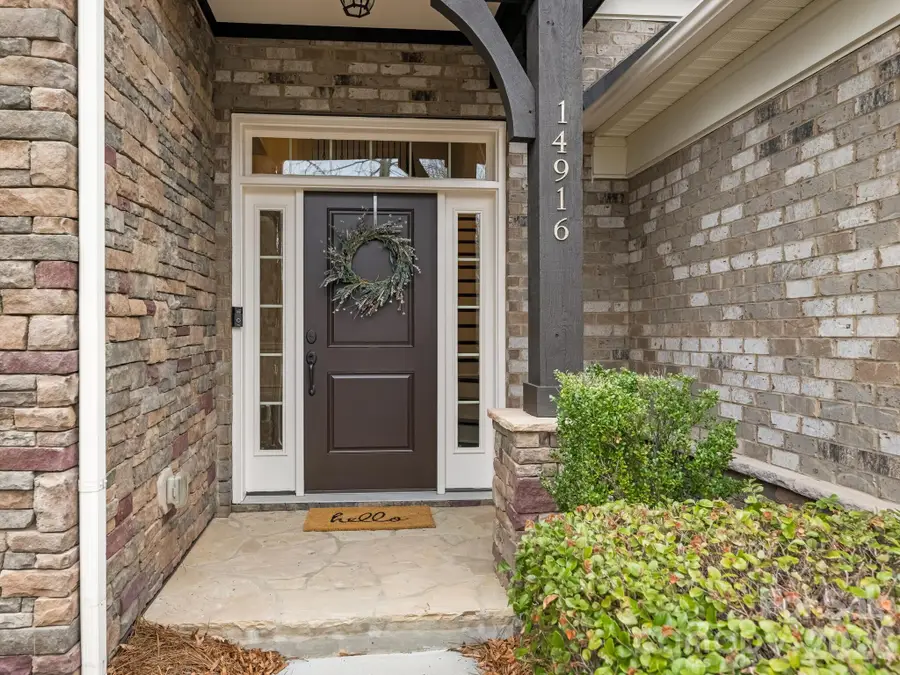 14916 Creeks Edge Drive, Charlotte, NC 28278 - Image #2