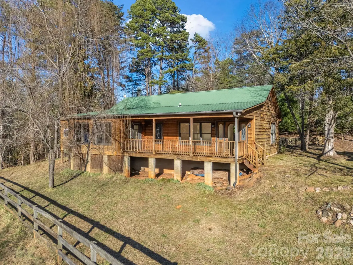 3205 Collinsville Road, Columbus, NC 28722 - #1