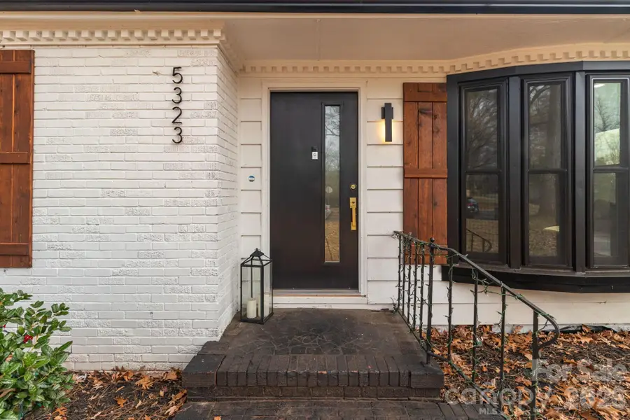 5323 Glenham Drive, Charlotte, NC 28210 - Image #2