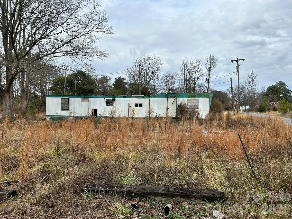 312 Saturn Lane, Clover, SC 29710 - Image #1