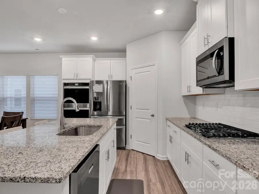 300 Cedar Knoll Circle, Pineville, NC 28134 - Image #2