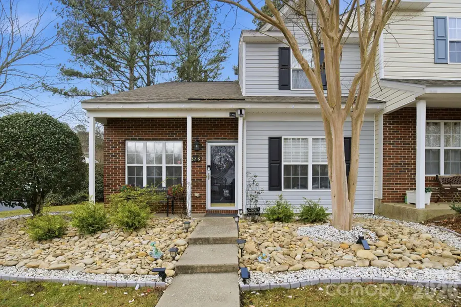 8376 Rudolph Road, Charlotte, NC 28216 - Image #3