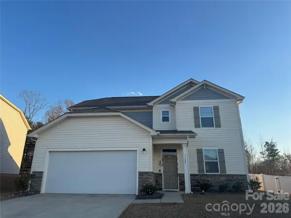 7125 Maple Run Circle, Charlotte, NC 28215