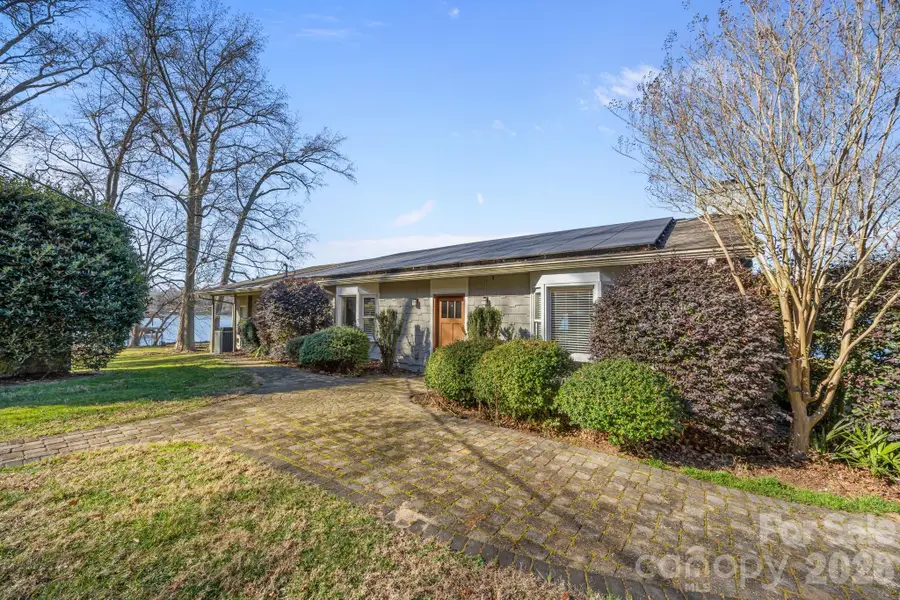 3016 Sadler Road, Charlotte, NC 28278 - Image #2