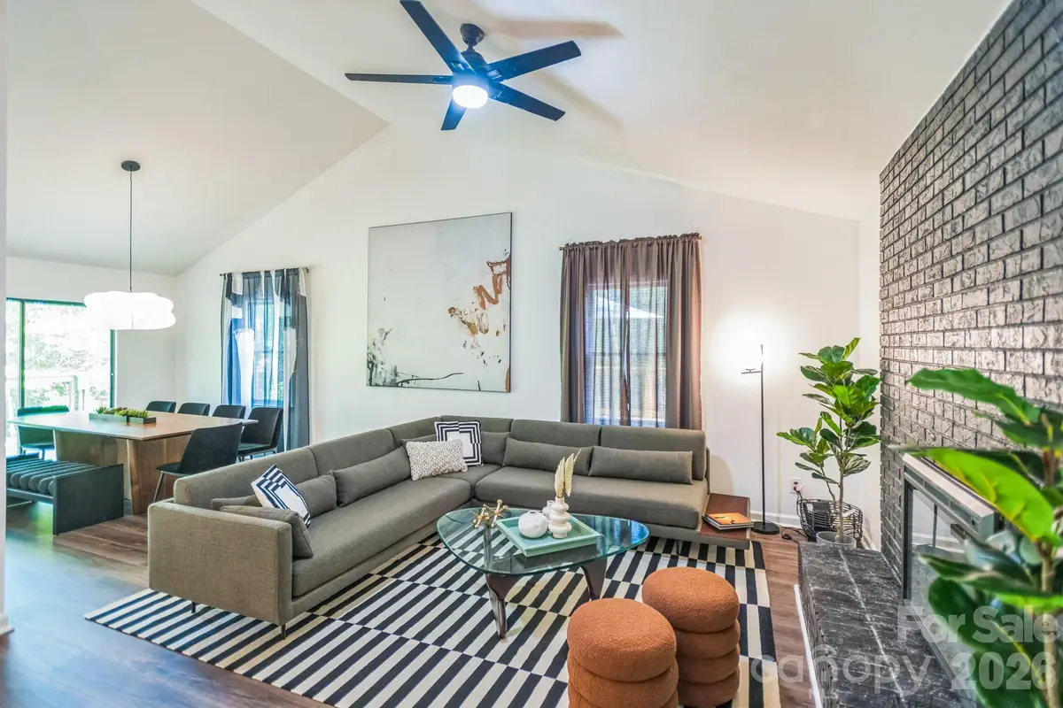 52 Reynolda Drive, Asheville, NC 28803 - Image #1