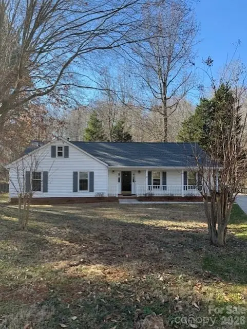 9500 Kent Village Drive, Charlotte, NC 28269 - Image #1