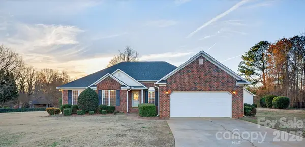 834 Indian Trail Run, Inman, SC 29349