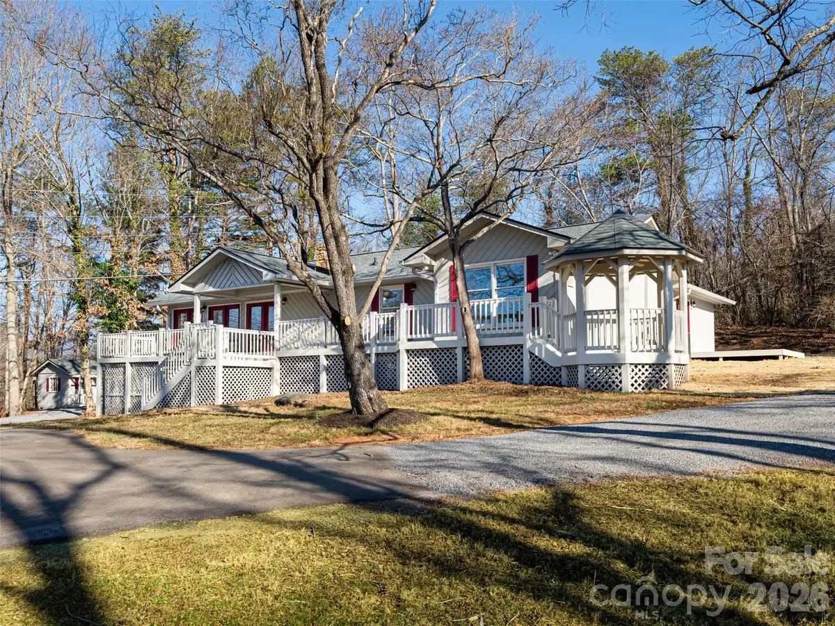 97 Upper Moffitt Road, Asheville, NC 28805 - Image #1