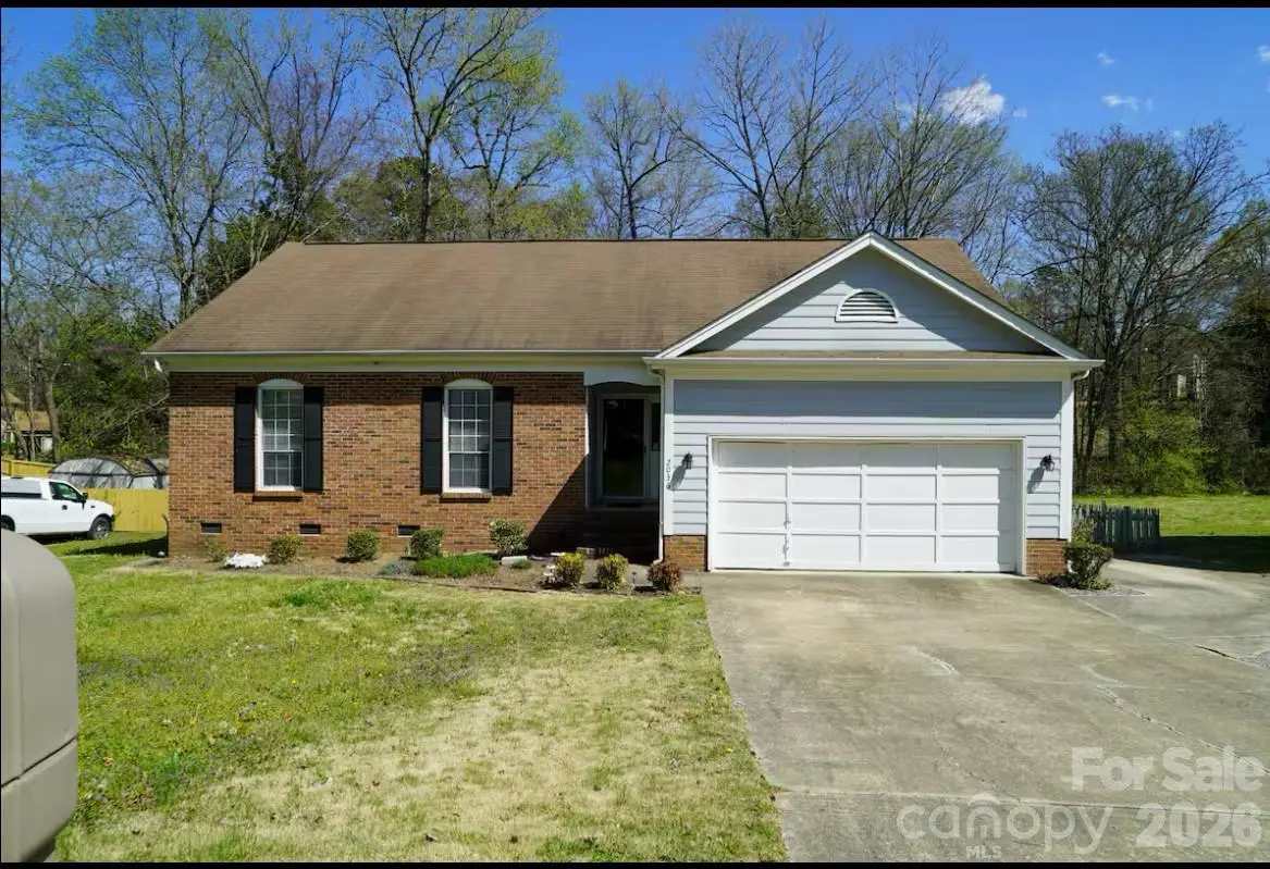 2036 Killarney Place, Charlotte, NC 28262 - Image #1