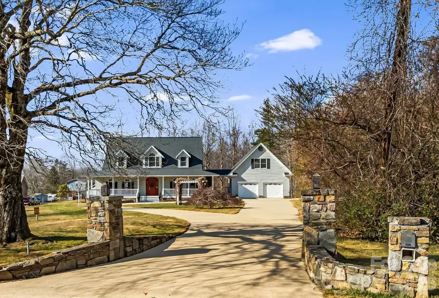 427 Mccoy Cove Road, Black Mountain, NC 28711 - Image #3