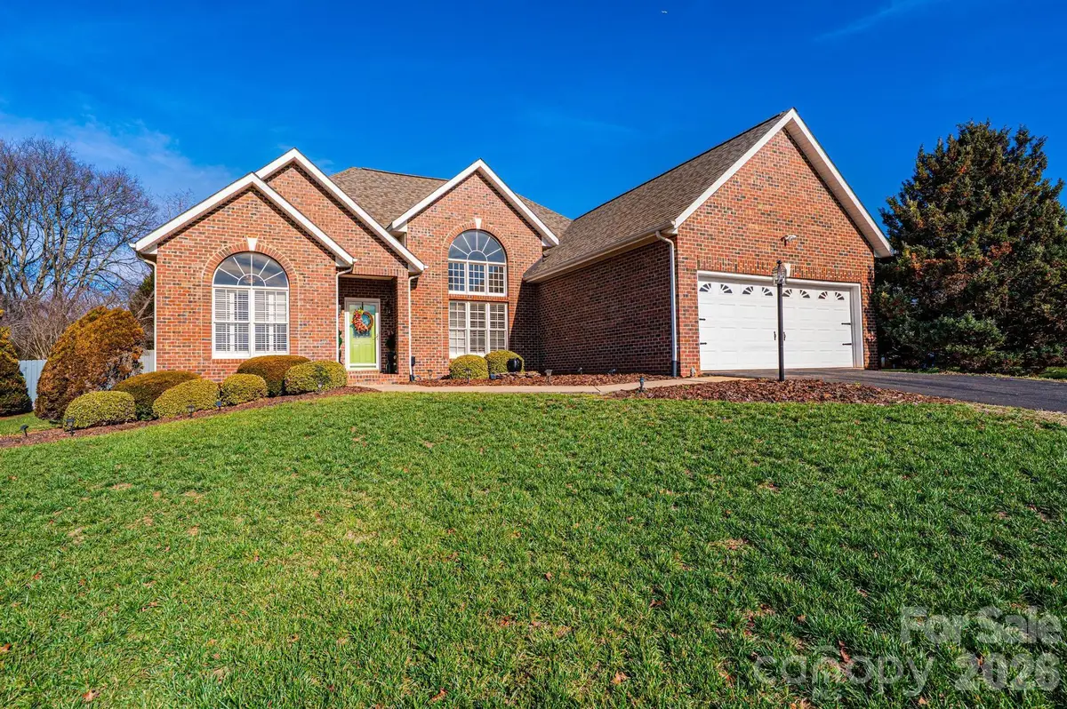 3992 Brickfield Street, Hickory, NC 28602 - Image #1