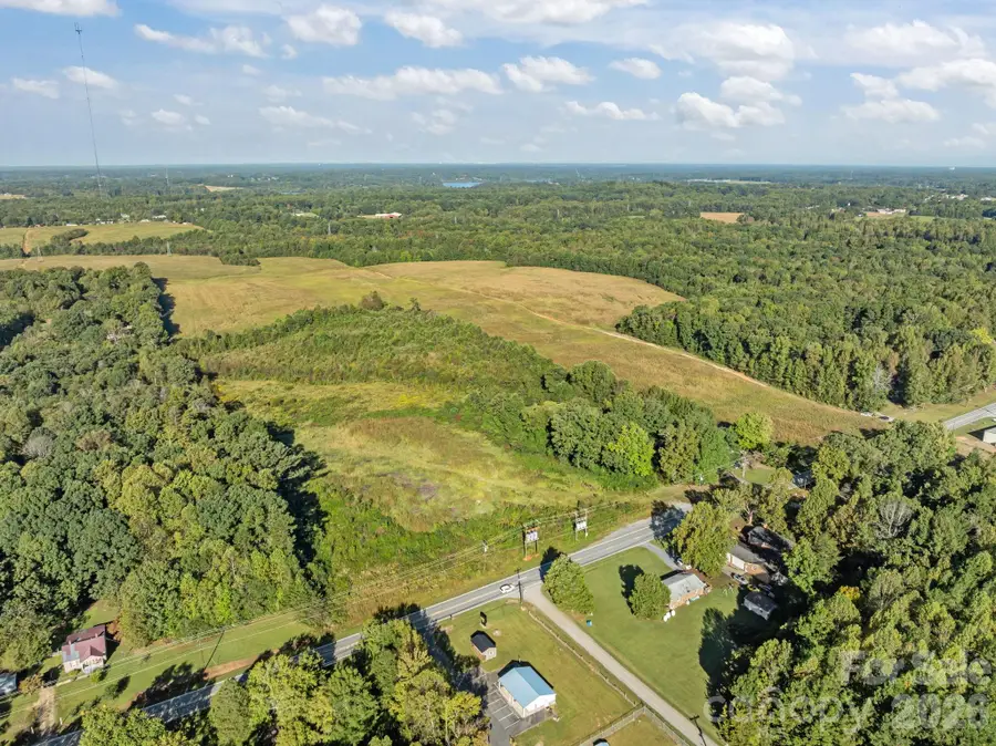 9135 Us 220 Alternate Highway N, Randleman, NC 27317 - Image #2