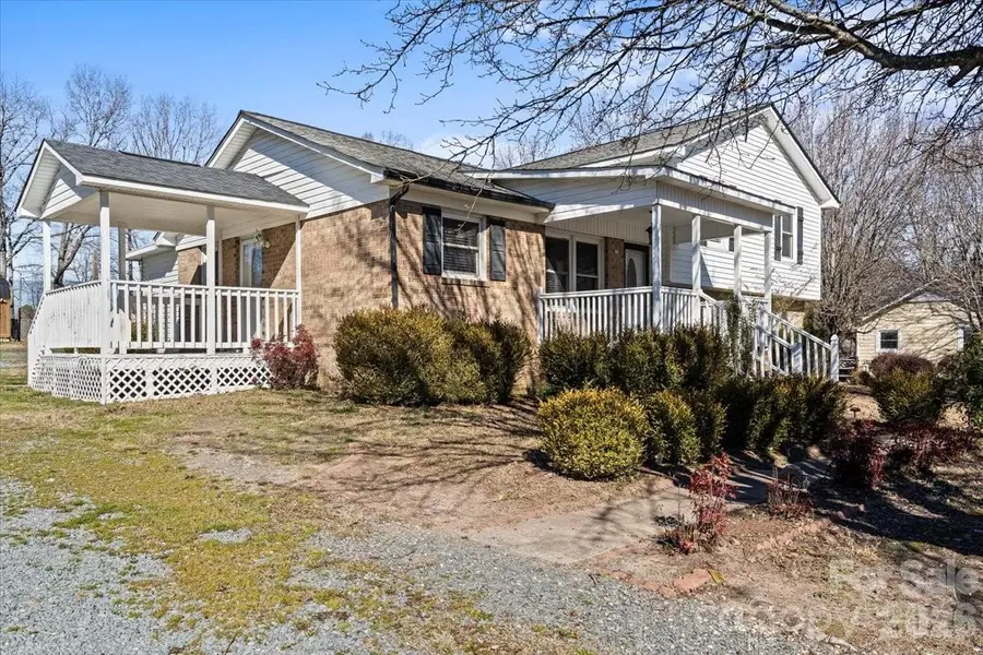 309 Catawba Circle, Matthews, NC 28104 - Image #3