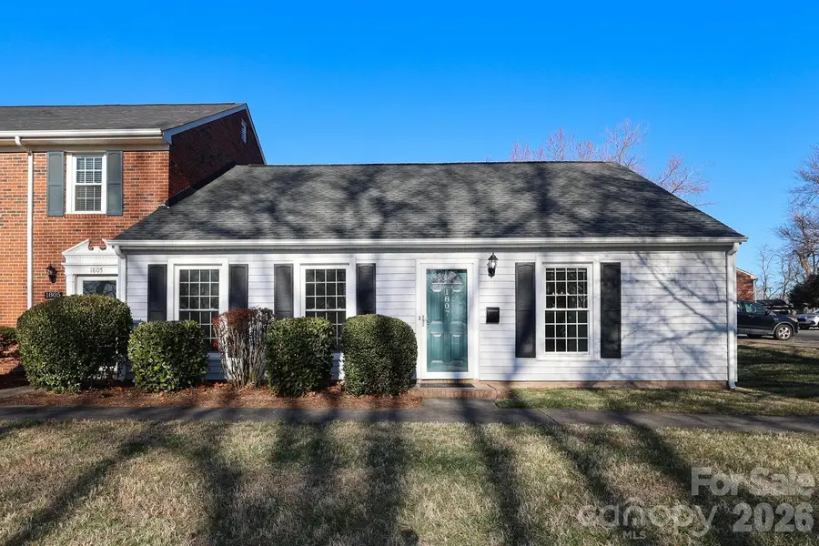 1807 Sabrina Court, Charlotte, NC 28210 - Image #2