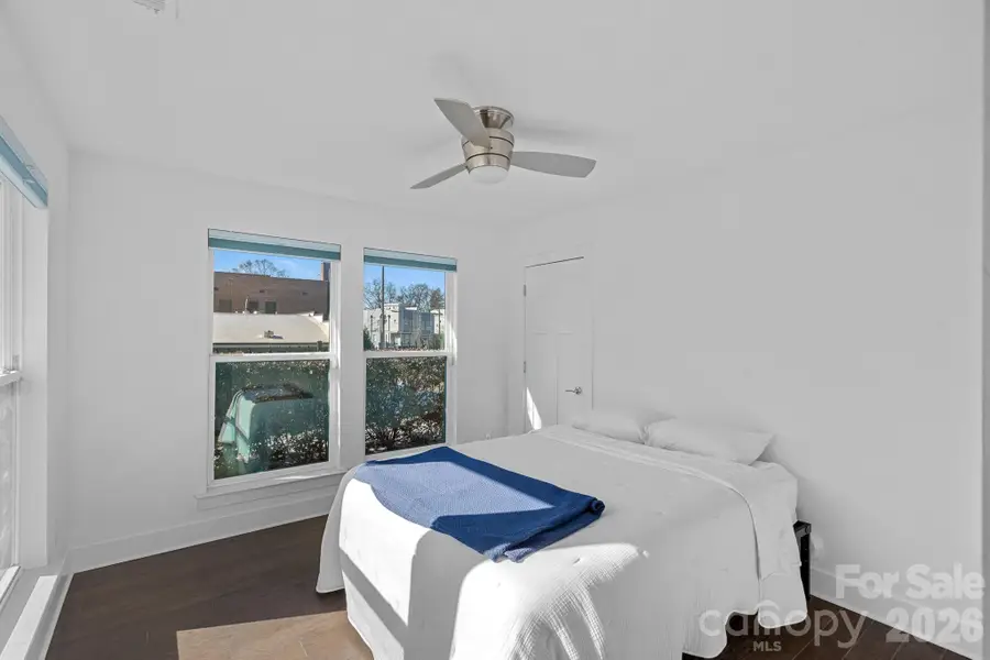 214 Wesley Heights Way, Charlotte, NC 28208 - Image #3