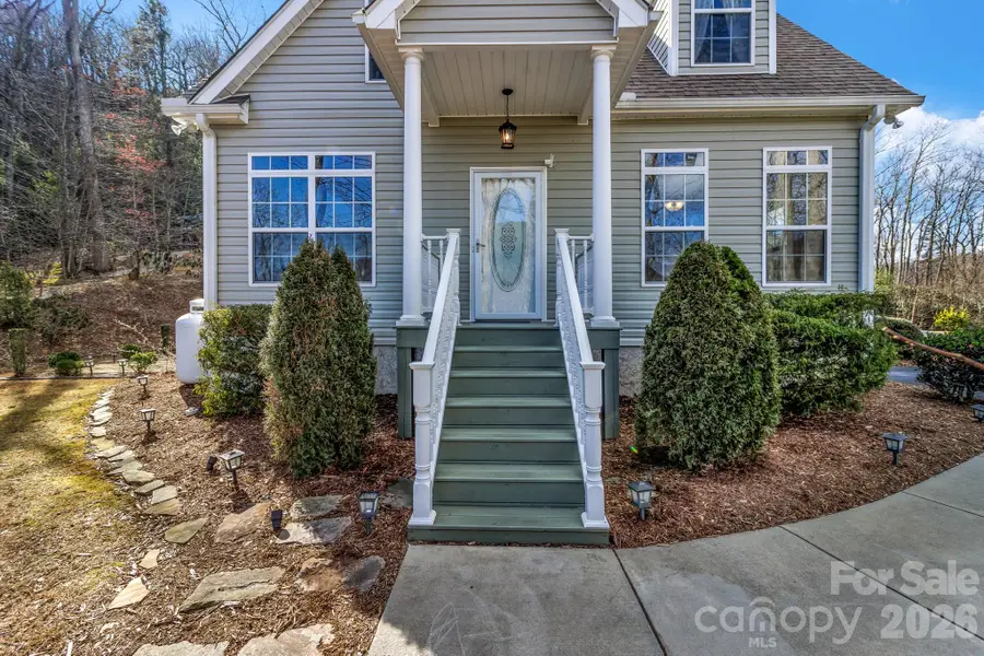 387 Goodview Drive, Hendersonville, NC 28792 - #2