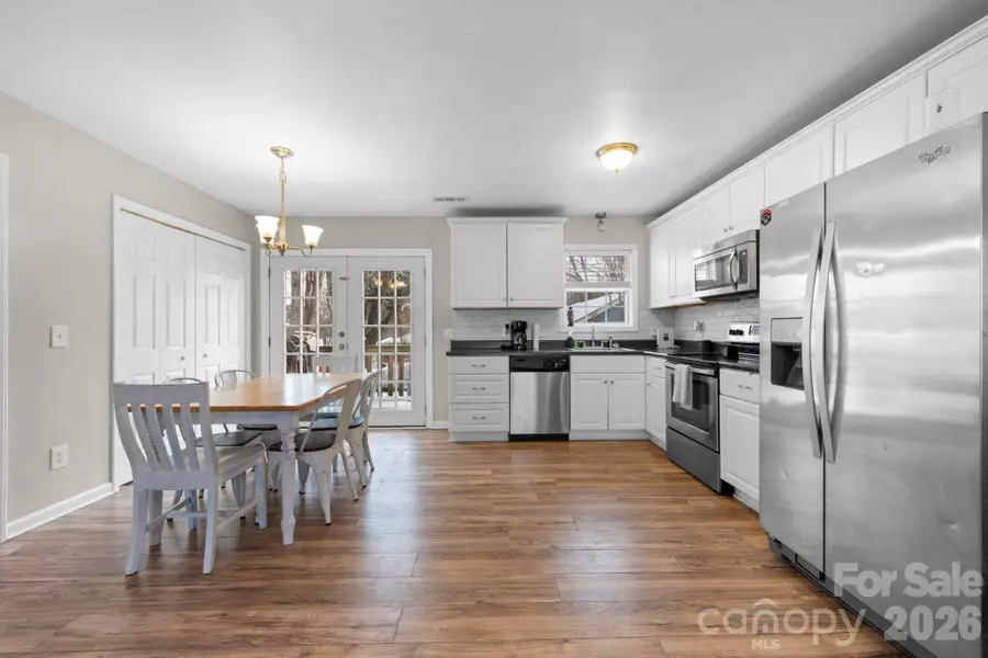 1055 19th Street Ne, Hickory, NC 28601 - #3