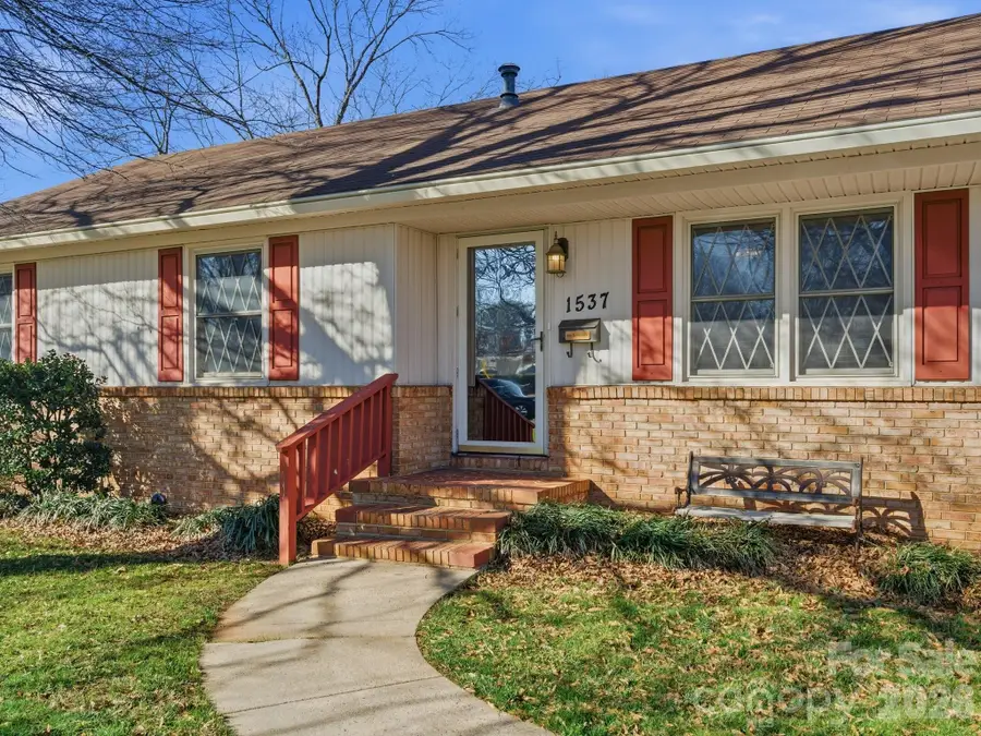 1537 Brookdale Avenue, Charlotte, NC 28210 - Image #2