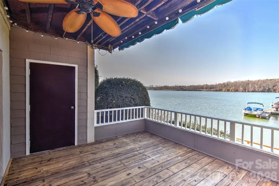 7332 Lakefront Drive #4, Charlotte, NC 28278 - Image #2