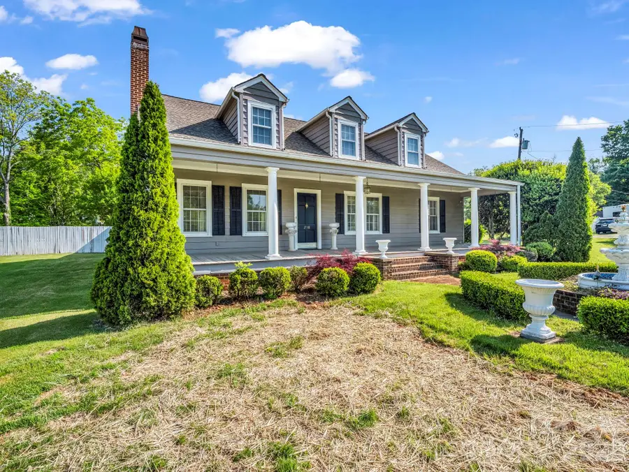238 W Mountain Street, Rutherfordton, NC 28139 - Image #2