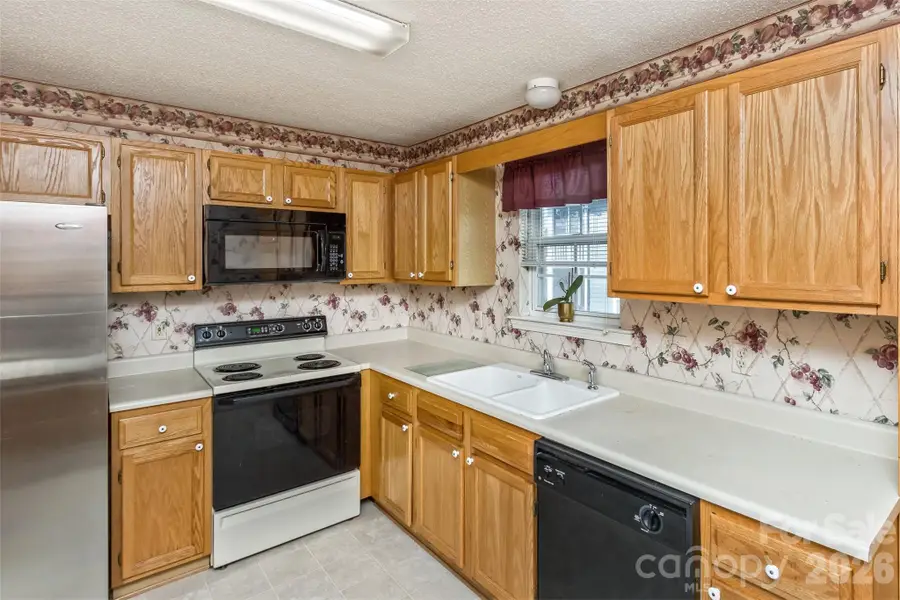 3305 Idle Hour Drive, Asheville, NC 28806 - #3