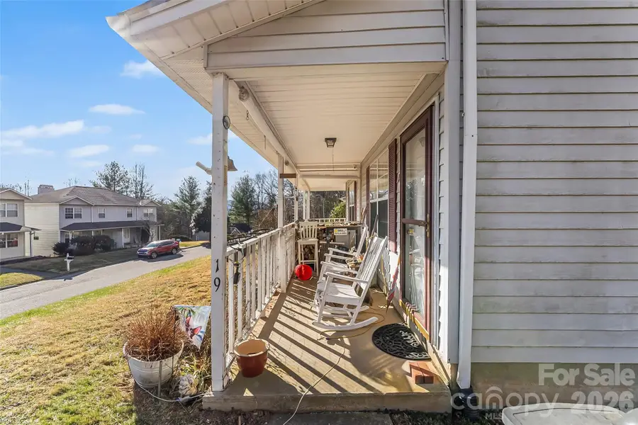 19 Rocking Porch Road, Asheville, NC 28805 - Image #3