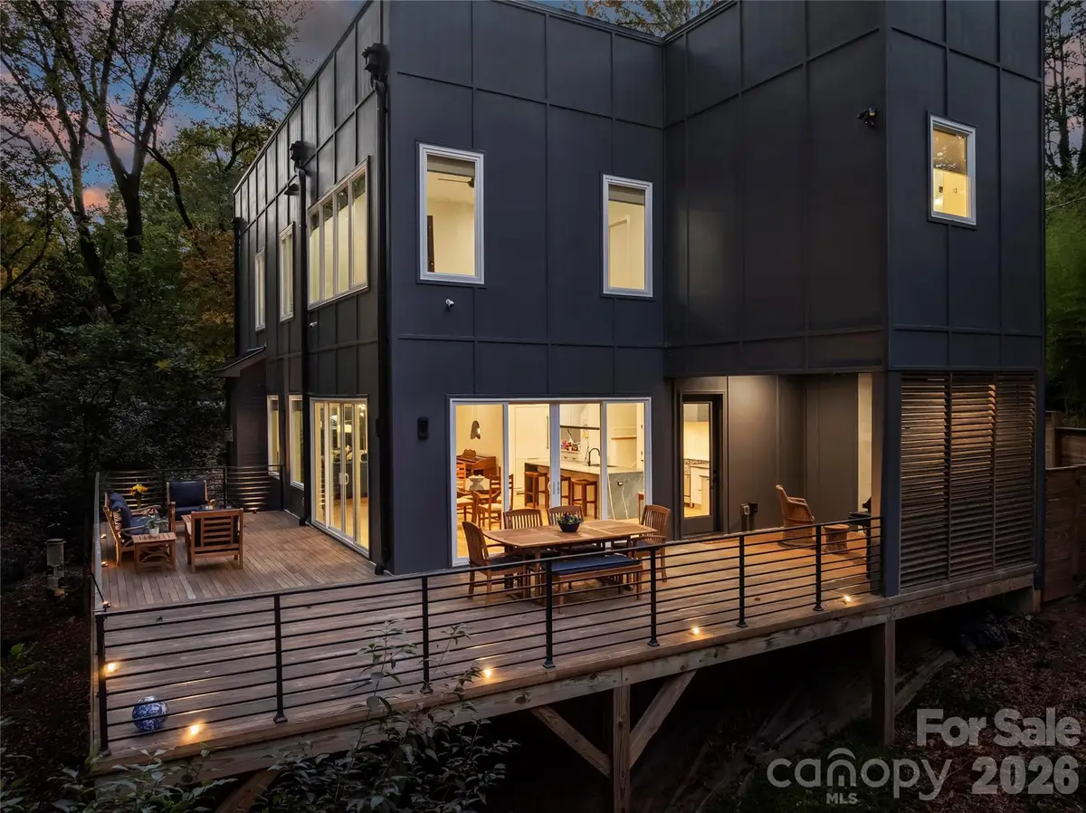 7223 Terrace Drive, Charlotte, NC 28211 - Image #1