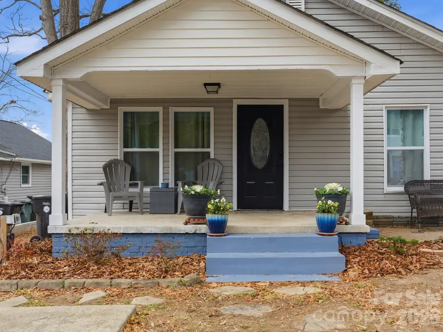 595 Gibson Drive Nw, Concord, NC 28025 - Image #2