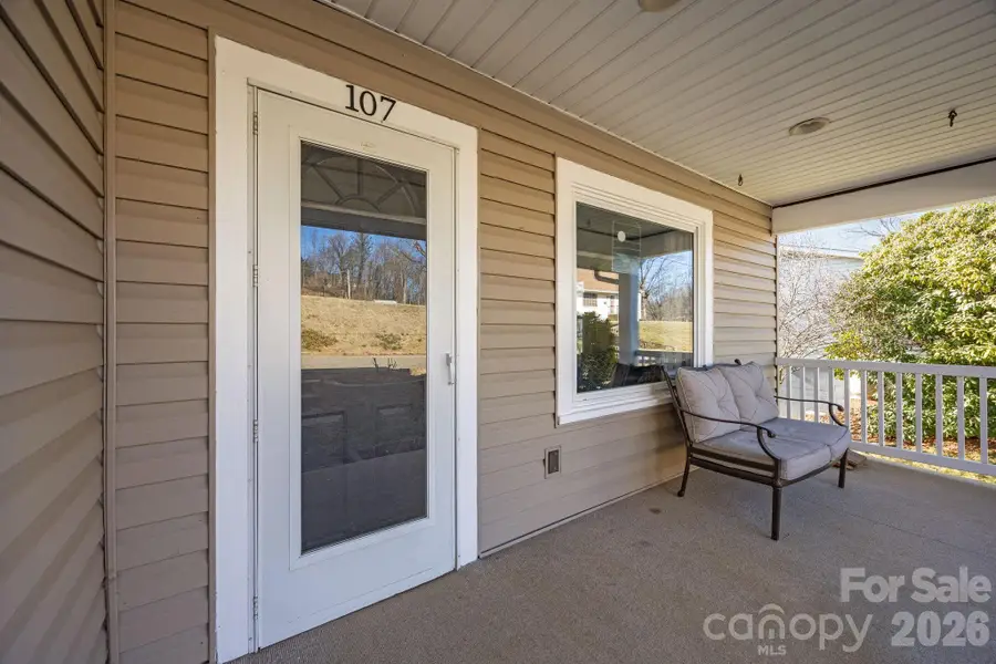 107 Axley Street, Canton, NC 28716 - Image #2