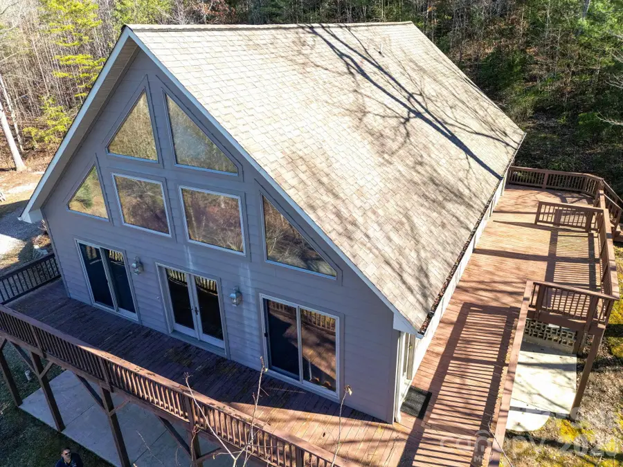 739 Mccanless Creek Drive, Marion, NC 28752 - Image #2