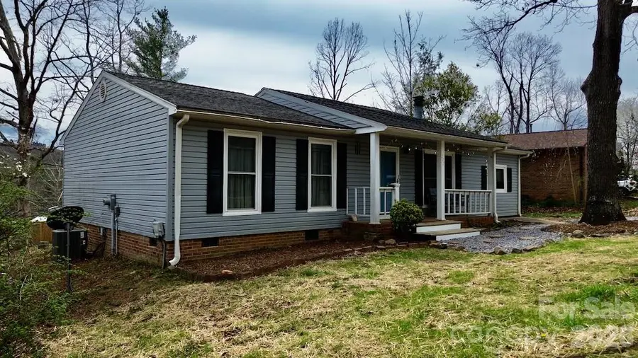 327 Heather Court, Asheville, NC 28804 - #2