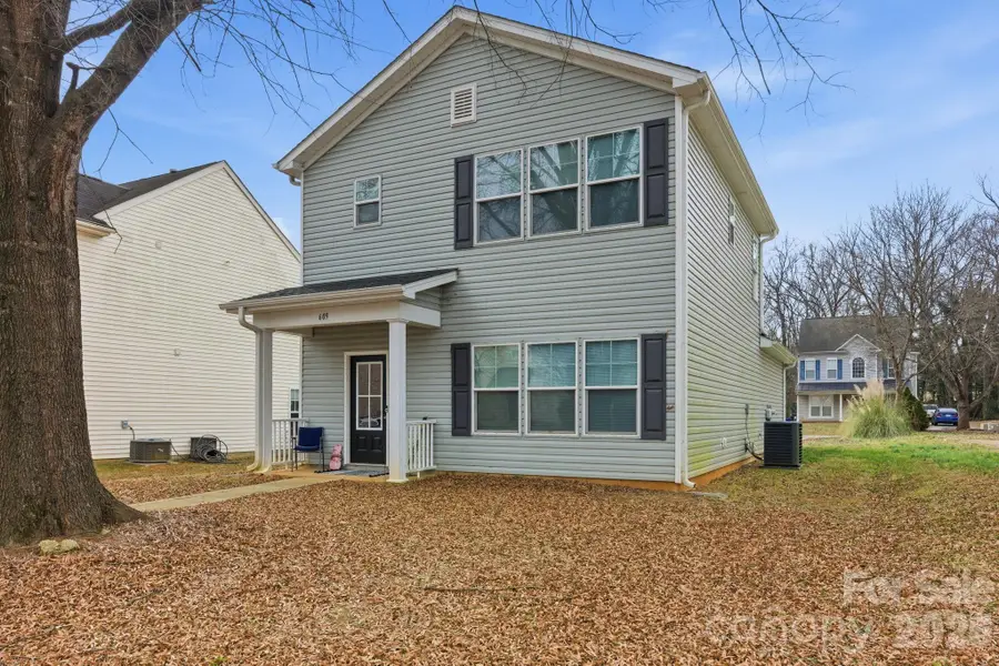 609 N Mulberry Street, Statesville, NC 28677 - Image #2
