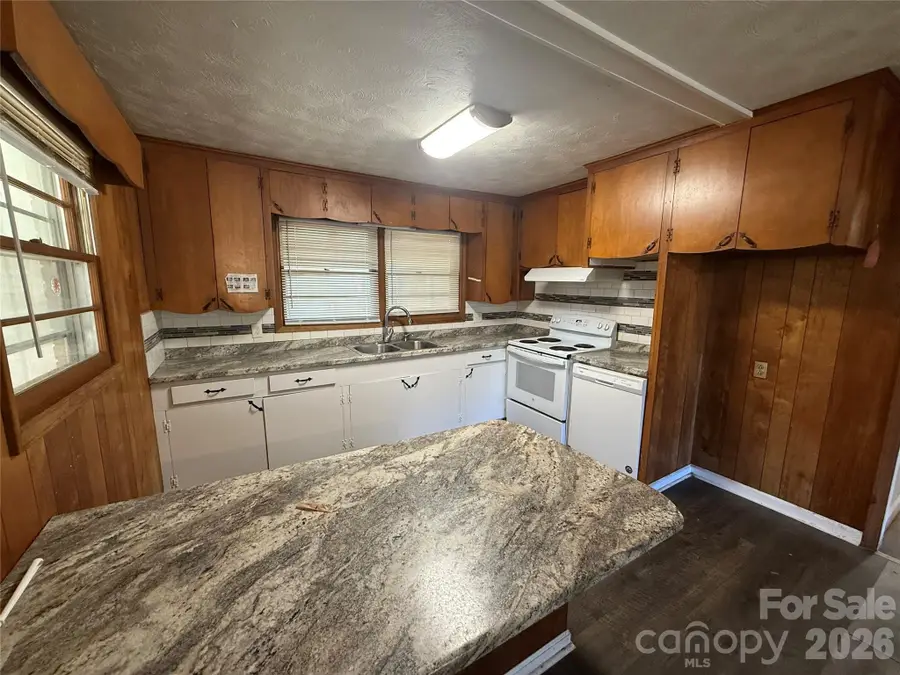 211 Austin Street, Albemarle, NC 28001 - Image #3