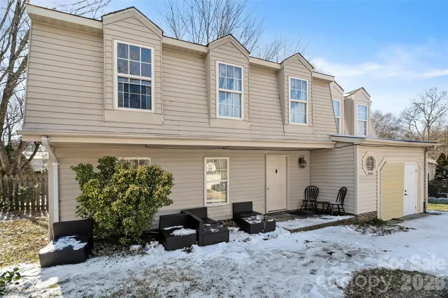 10718 Downpatrick Place, Charlotte, NC 28262 - Image #2