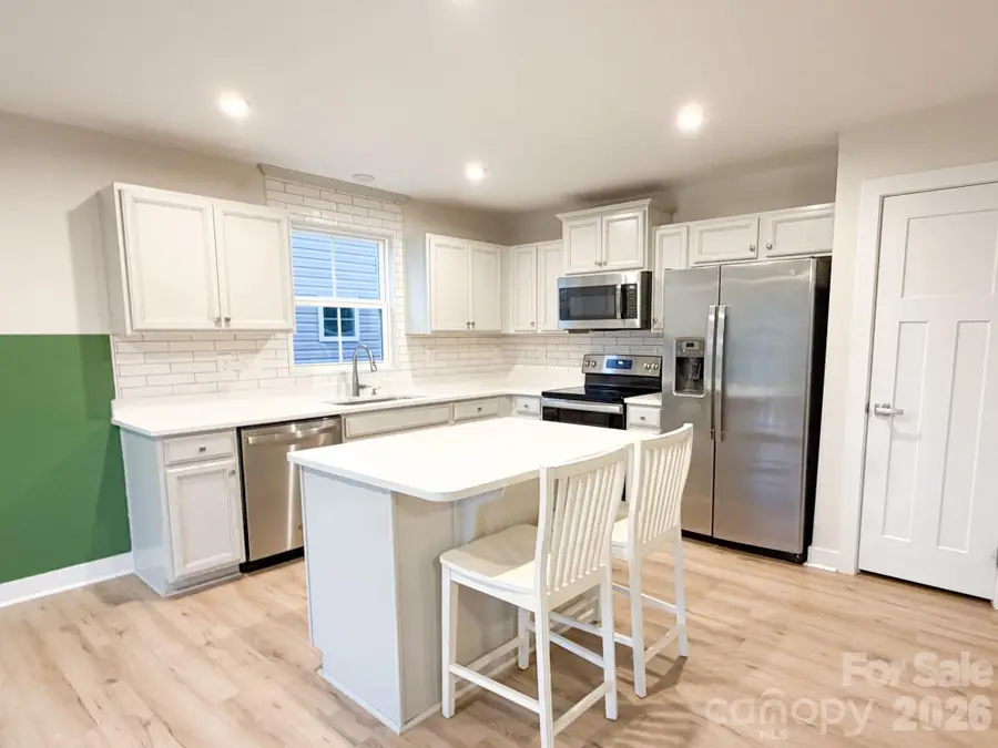 6016 Bellastead Drive, Charlotte, NC 28214 - Image #2