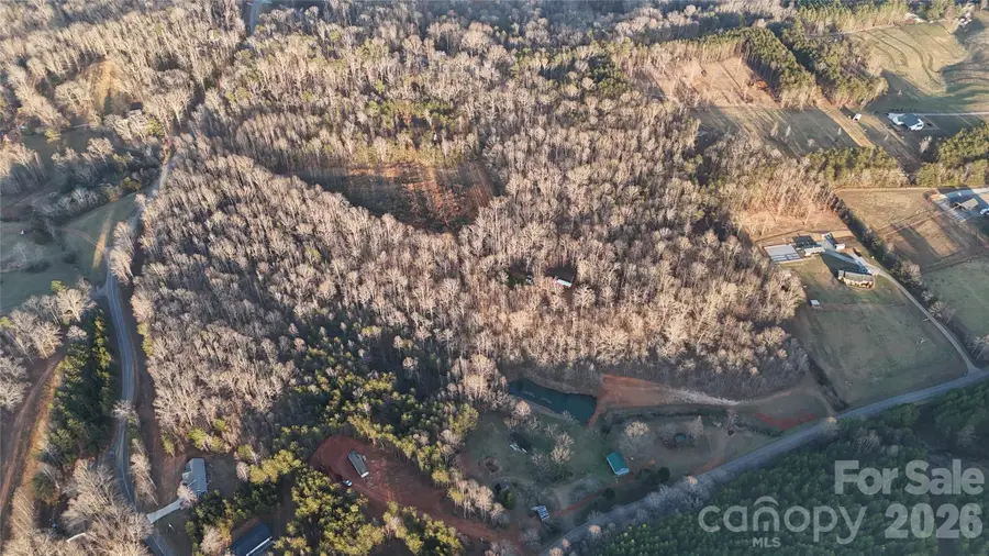 999 Bill Collins Road, Columbus, NC 28722 - Image #2