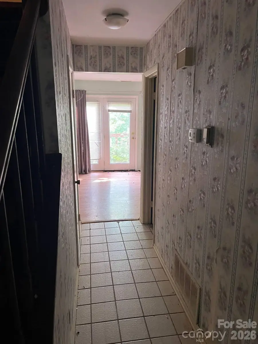 7882 Kinglet Road, Connelly Springs, NC 28612 - Image #3