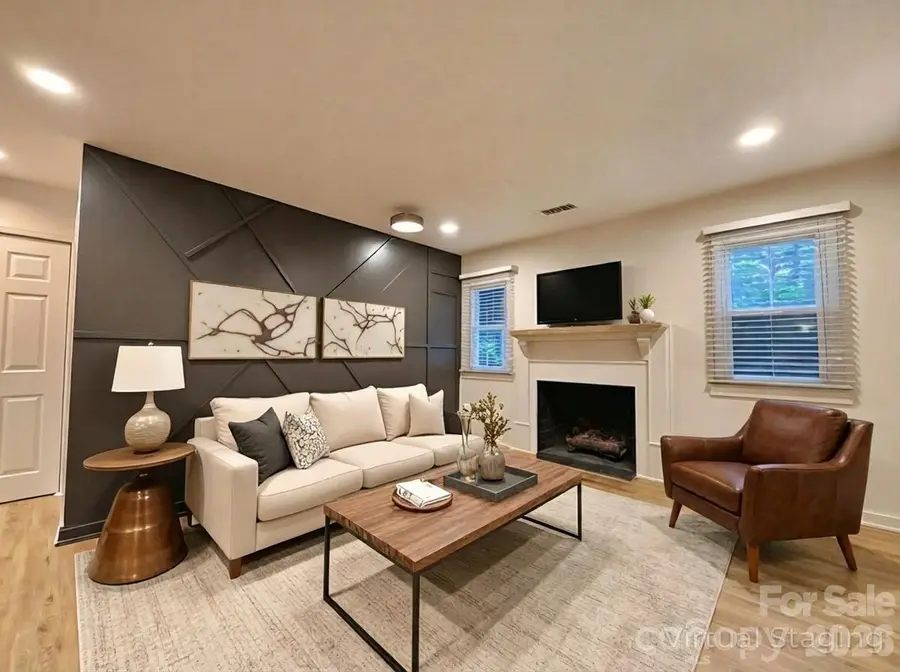 8635 Crows Nest Lane, Charlotte, NC 28226 - Image #2