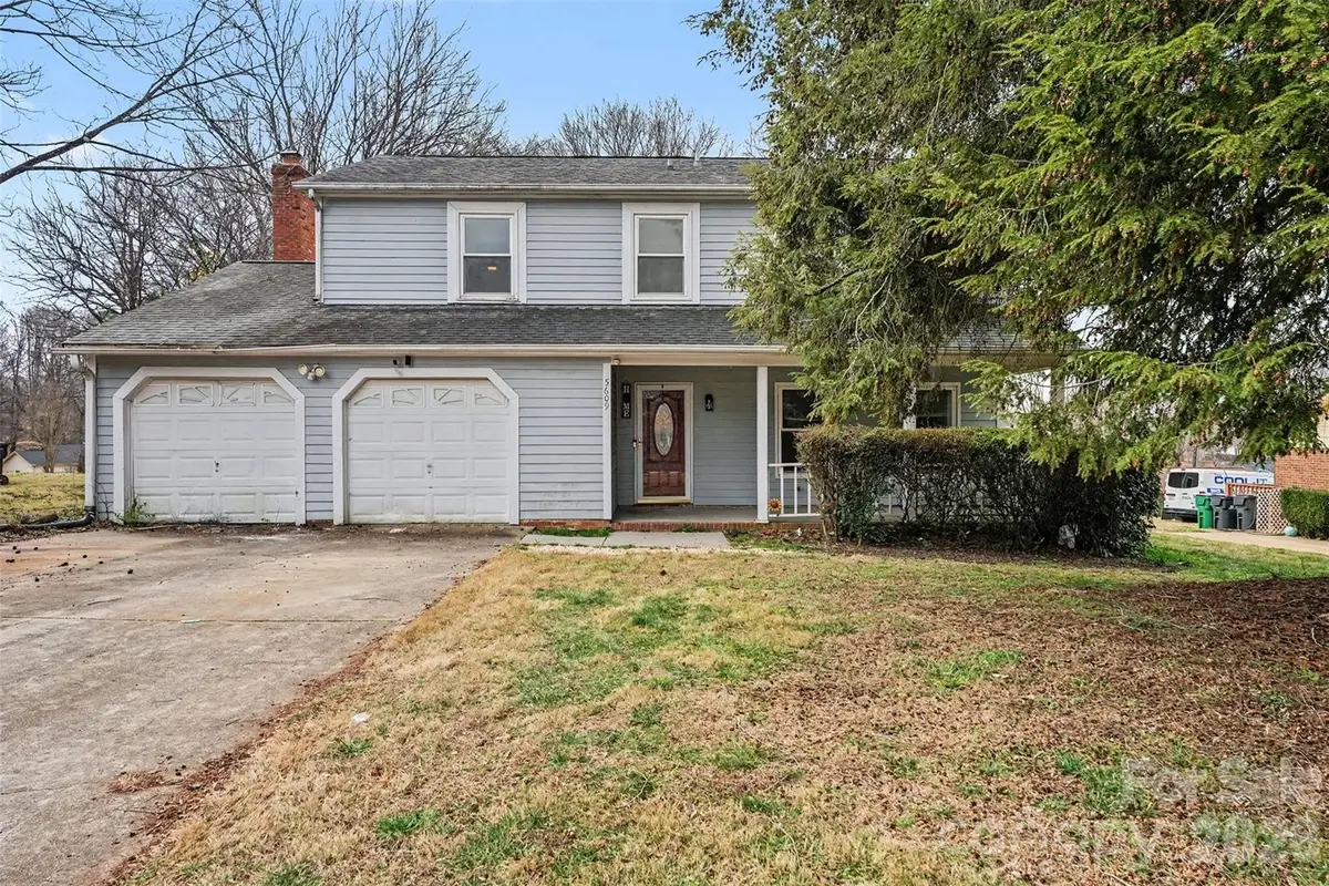 5609 Beaconsfield Road, Charlotte, NC 28214 - Image #1
