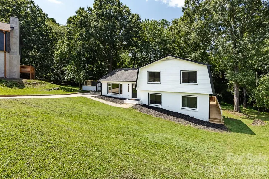 301 Dollar Circle, Charlotte, NC 28270 - Image #2