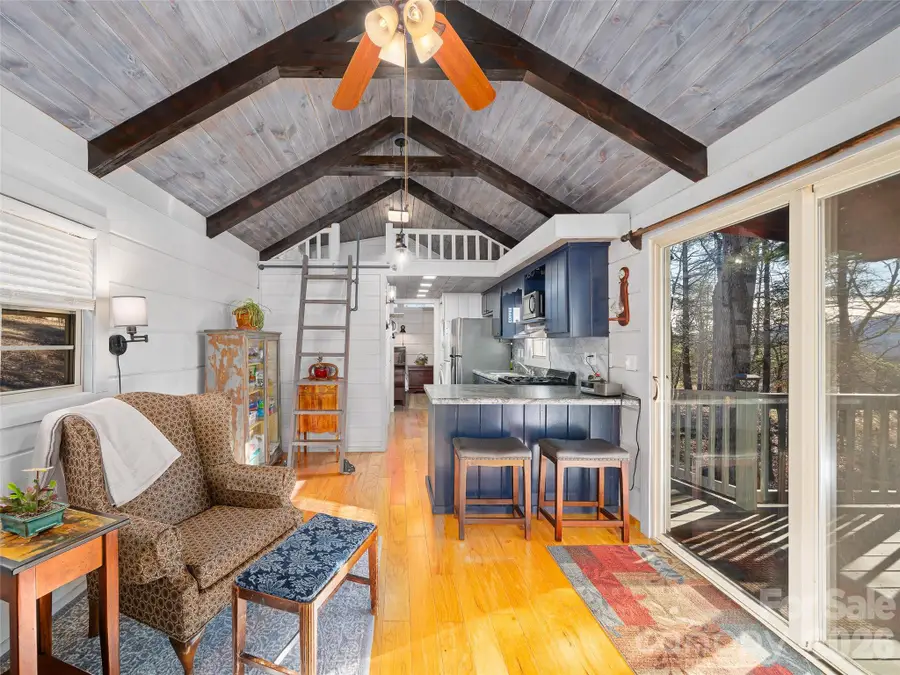 623 Overlook Drive, Spruce Pine, NC 28777 - Image #2