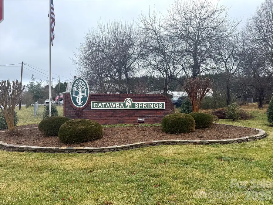 5136 Mark Drive Ne, Hickory, NC 28601 - #2