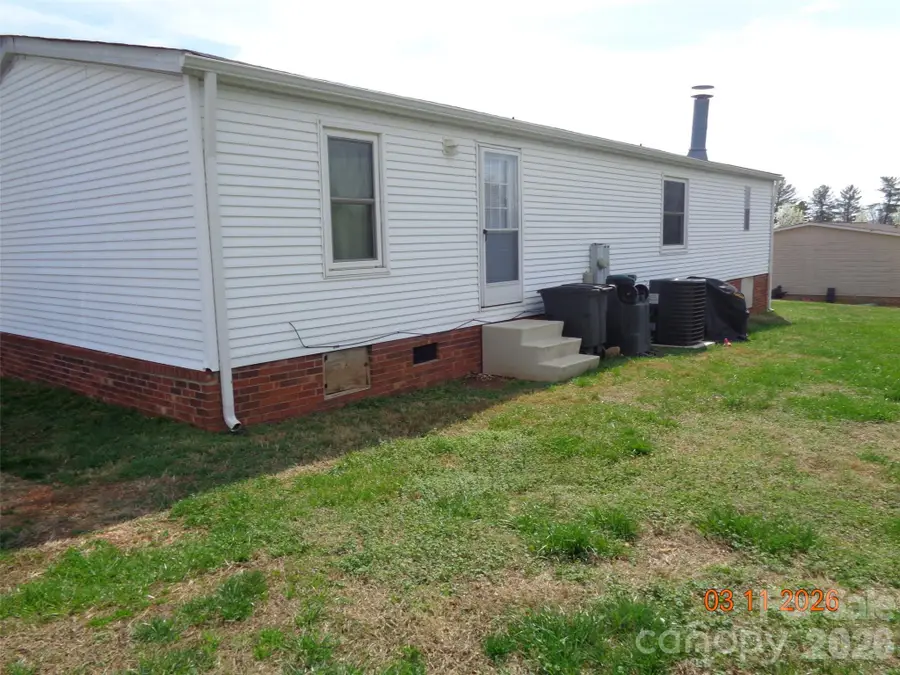 3911 Woodmont Court, Lenoir, NC 28645 - #3