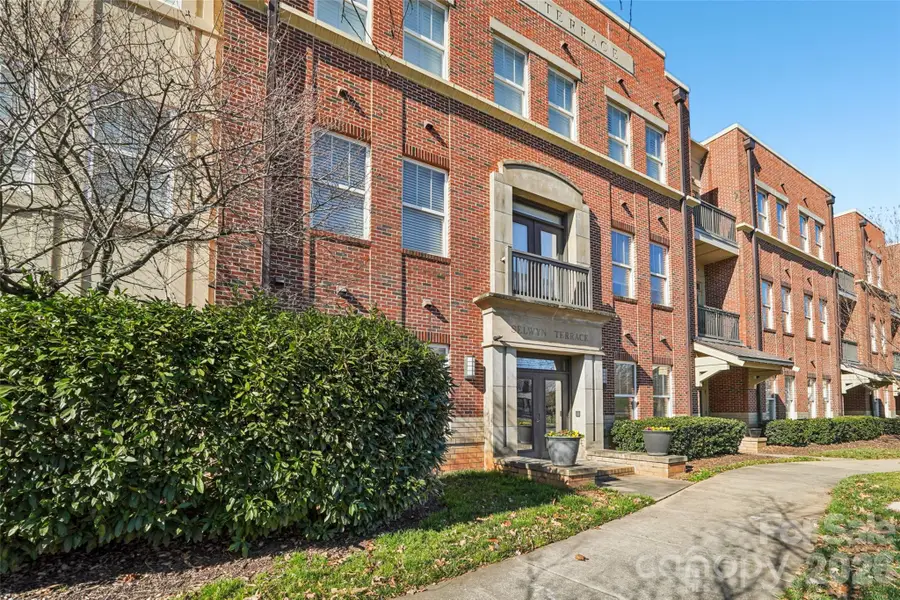 2952 Selwyn Avenue #203, Charlotte, NC 28209 - Image #2
