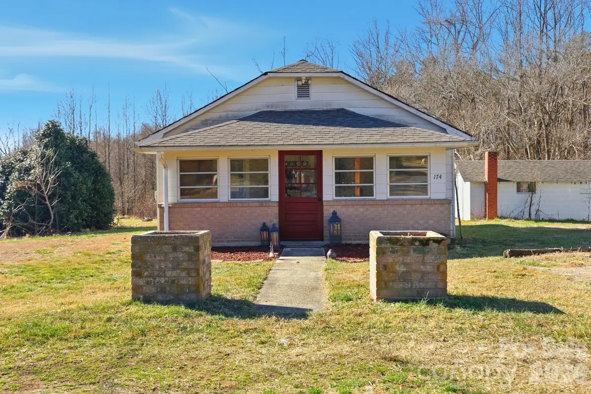 174 Shumate Lane, North Wilkesboro, NC 28659 - Image #1