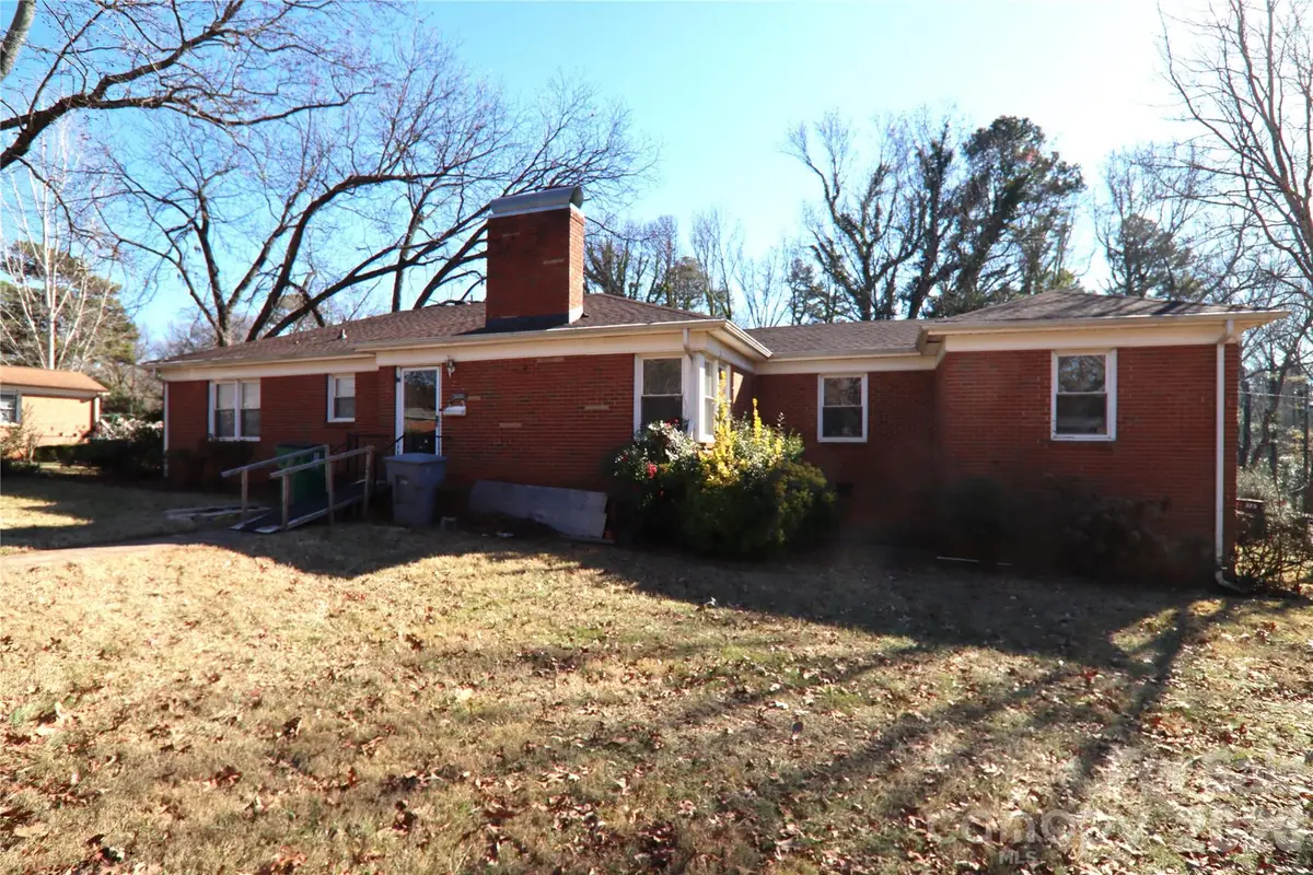 5000 Jackson Drive, Charlotte, NC 28269 - Image #1