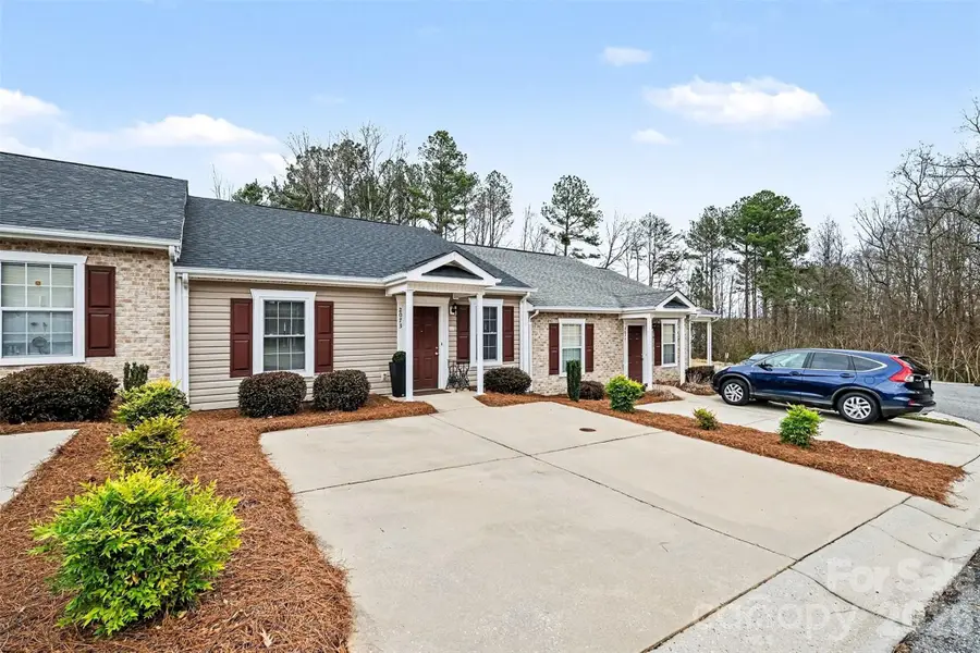 2073 Pin Oak Place, Cramerton, NC 28032 - Image #3