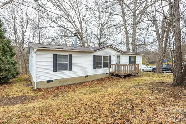 79 Clear View Run Drive, Hendersonville, NC 28792